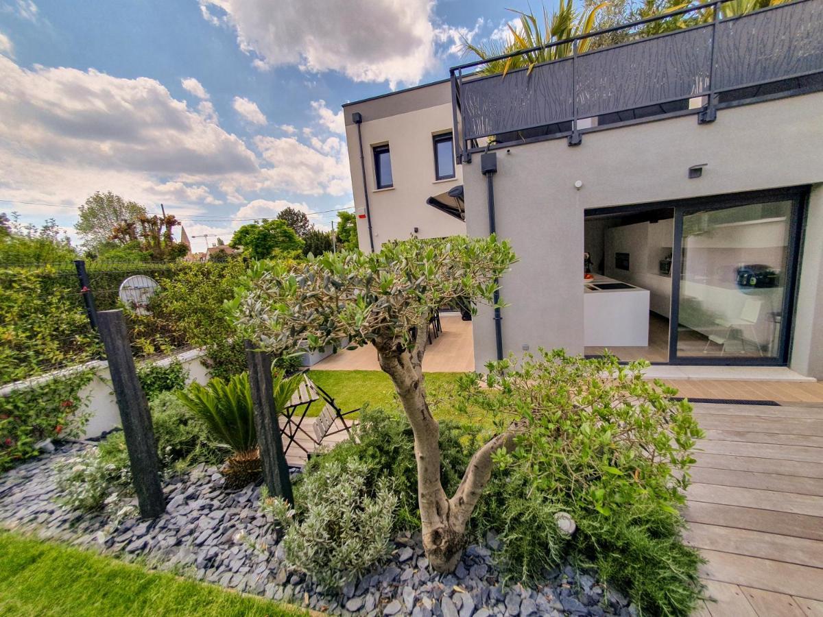 Exigehome - Chambre D'Hote Avec Jacuzzi Et Jardin Paysage, Partage Orgeval  Eksteriør bilde
